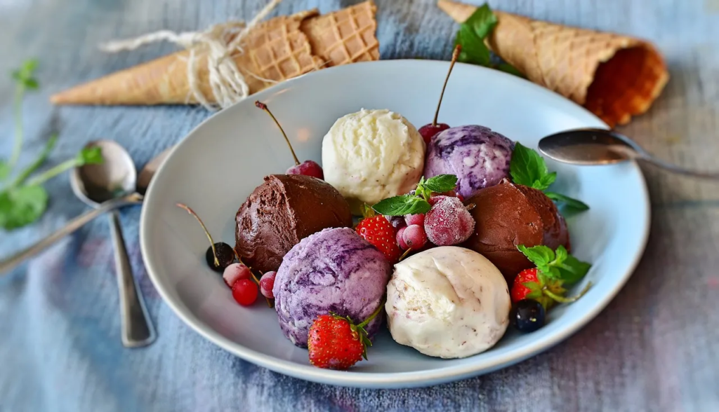 Gak Perlu Mesin, Ini Cara Bikin Es Krim Mixue KW Super Lembut
