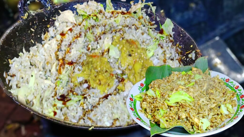 Cita Rasa Nasi Goreng Arang dengan Aroma Smoky yang Khas