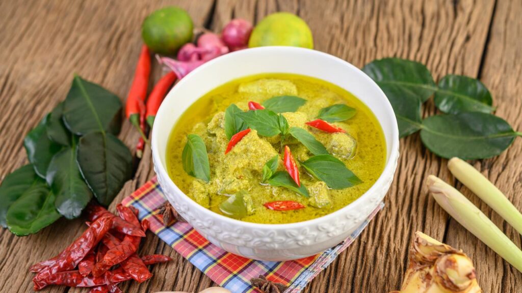Bukan Sekadar Menu Lebaran! Ini Sejarah Opor Ayam yang Bertahan Ratusan Tahun