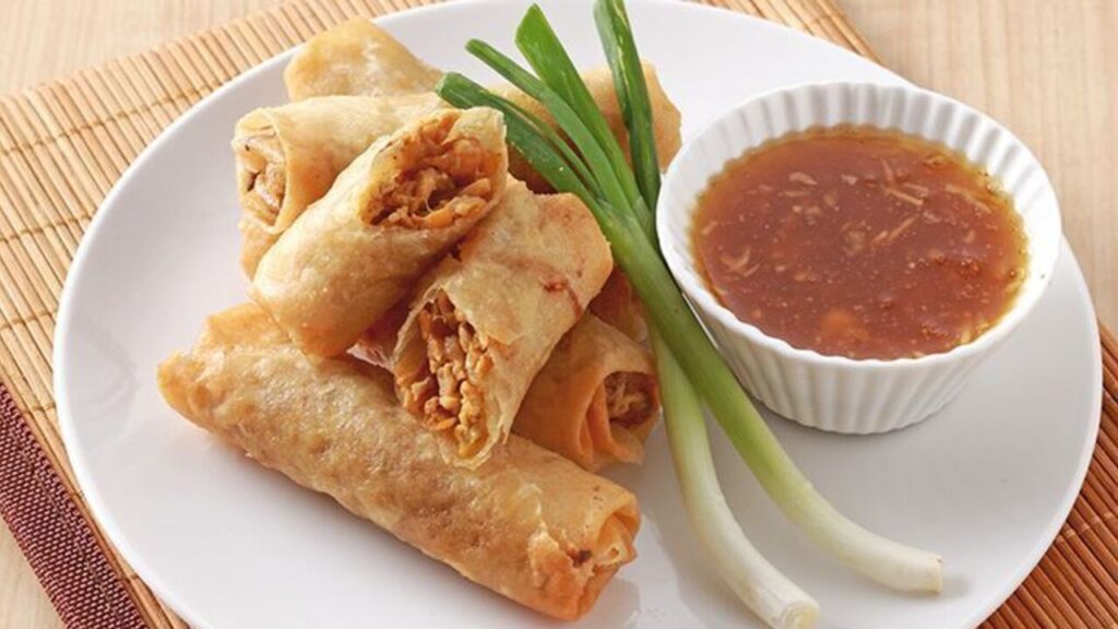 Makna Tersembunyi! Ternyata Ini Filosofi Lumpia yang Jadi Simbol Keberuntungan Saat Imlek