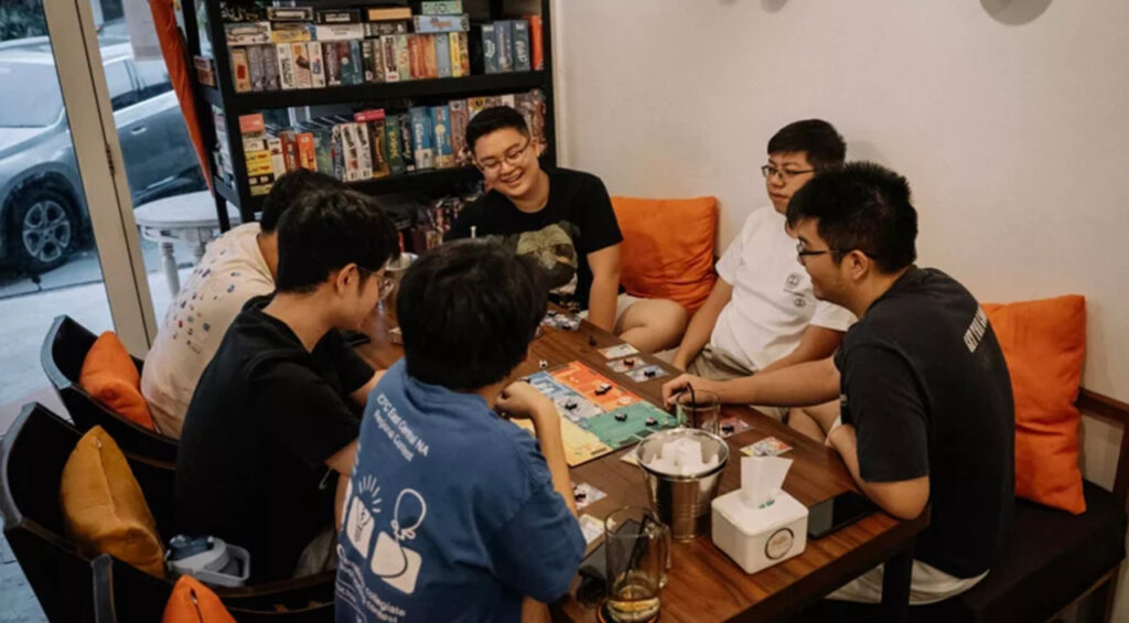 Surga Gamer! Kafe TableTop Hadirkan Ratusan Game Seru yang Bikin Betah Berjam-jam