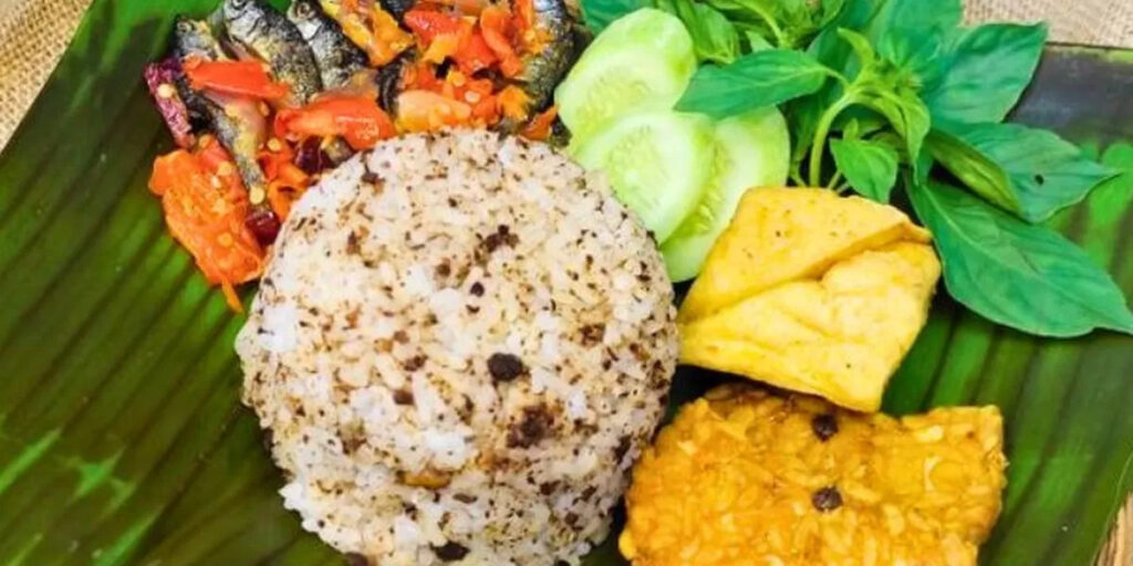 Rasa Perjuangan di Setiap Suapan, Nasi Tutug Oncom dari Rakyat Tasikmalaya