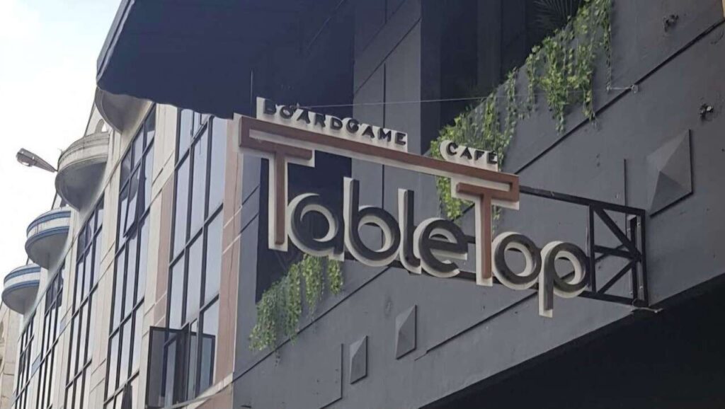 Surga Gamer! Kafe TableTop Hadirkan Ratusan Game Seru yang Bikin Betah Berjam-jam