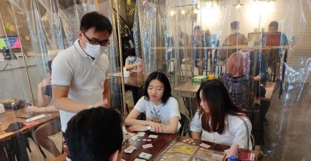 Surga Gamer! Kafe TableTop Hadirkan Ratusan Game Seru yang Bikin Betah Berjam-jam