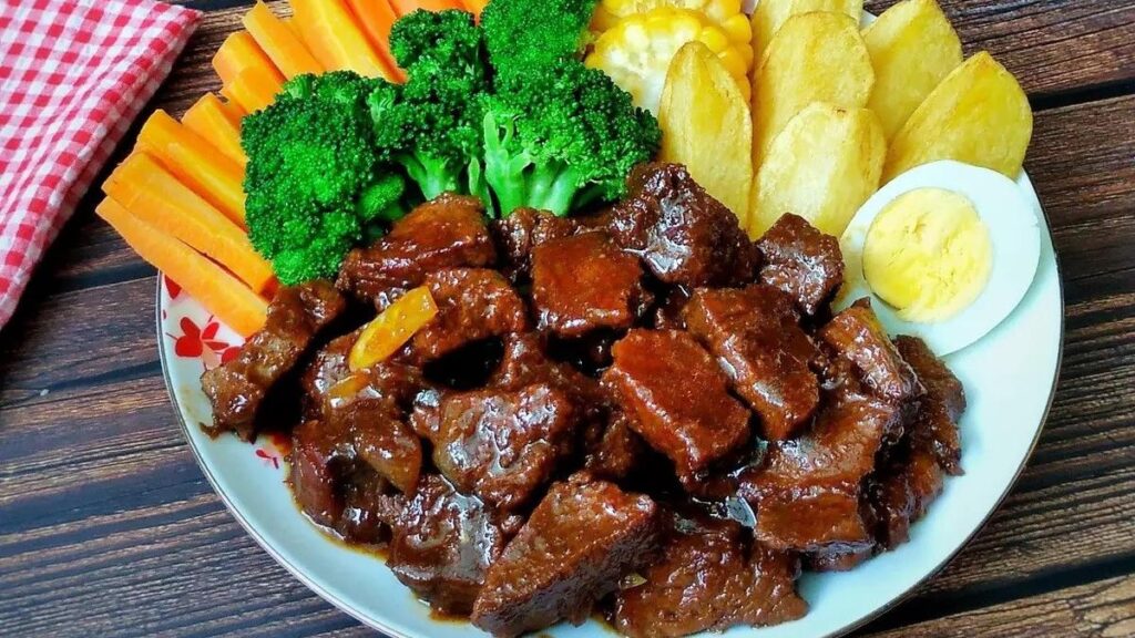 Resep Ungkep Daging Sapi Super Empuk, Bumbu Meresap Sampai ke Dalam Daging!