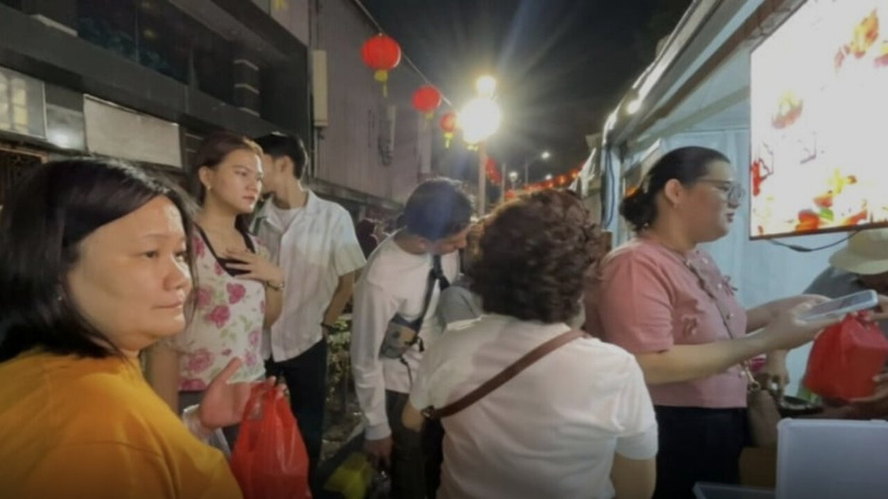 Glodok Membludak! Ribuan Pengunjung Serbu Jakarta Night Market, UMKM Panen Cuan