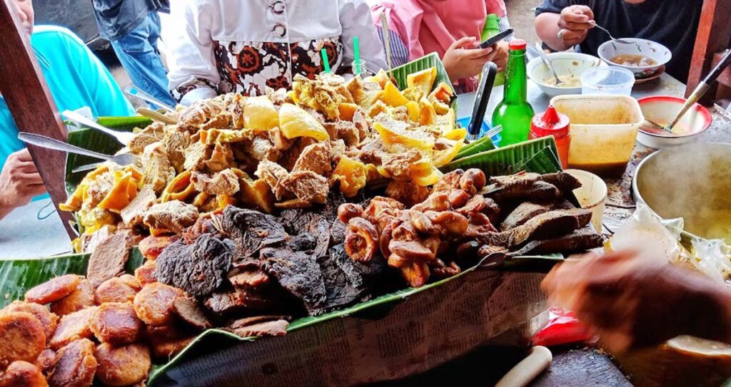 Roti Panggang Keju Viral di Suryakencana Ini Bikin Semua Penasaran