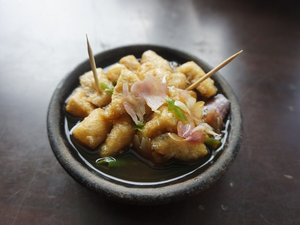 Resep Tahu Gejrot Khas Cirebon, Pedas Segarnya Bikin Ketagihan Sejak Suapan Pertama!