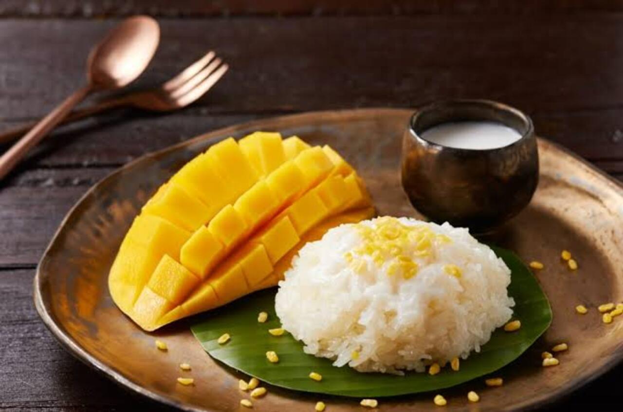 Tak Perlu Jauh ke Thailand! Ini Resep Mango Sticky Rice Super Mudah dan Lezat!