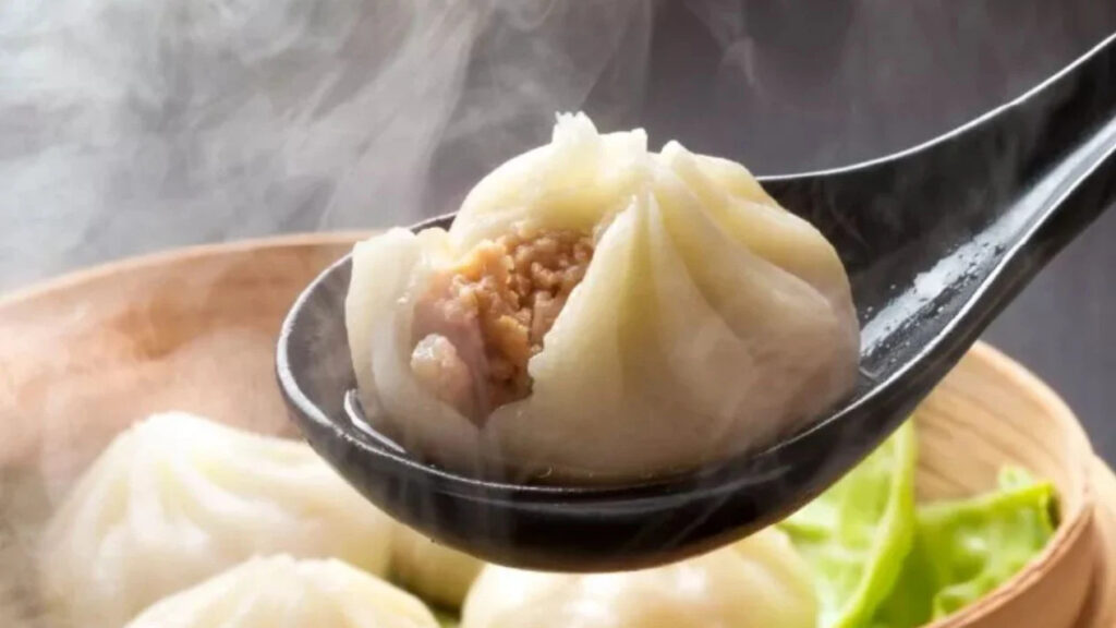 Xiao Long Bao Bukan Dimsum Biasa, Rahasia Isian Kuah Panasnya Bikin Dunia Terpesona